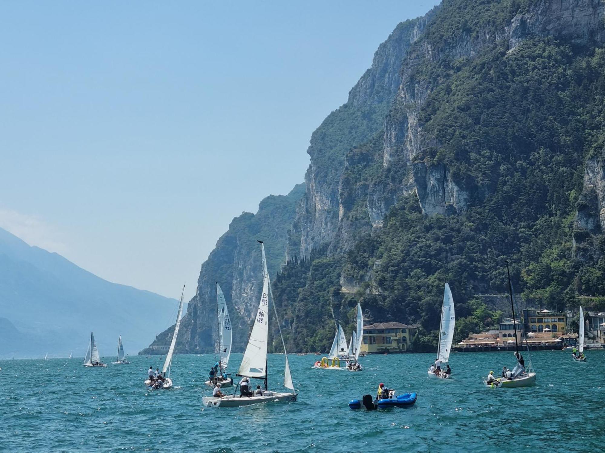 Appartamento Laura Riva del Garda Luaran gambar